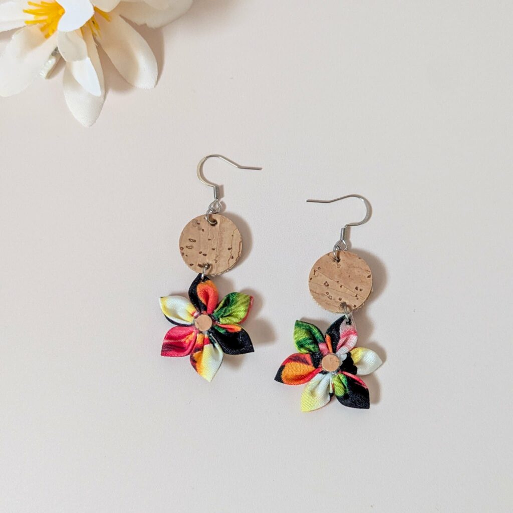 boucle d'oreille liège fleur tahiti