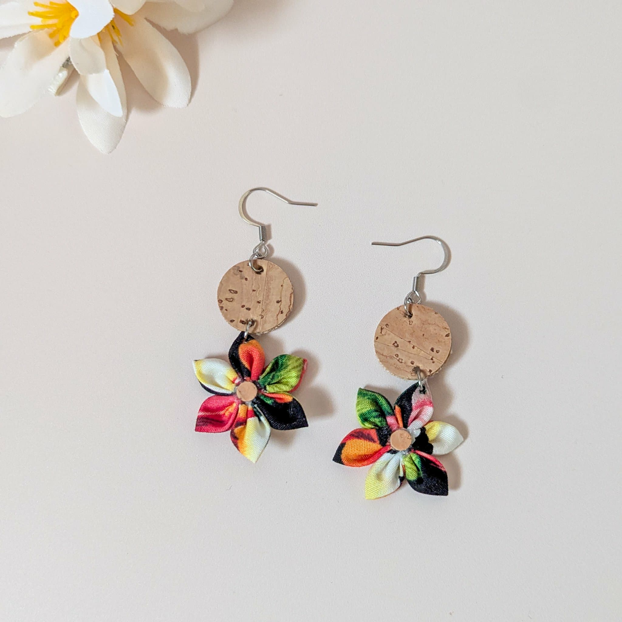 boucle d'oreille liège fleur tahiti