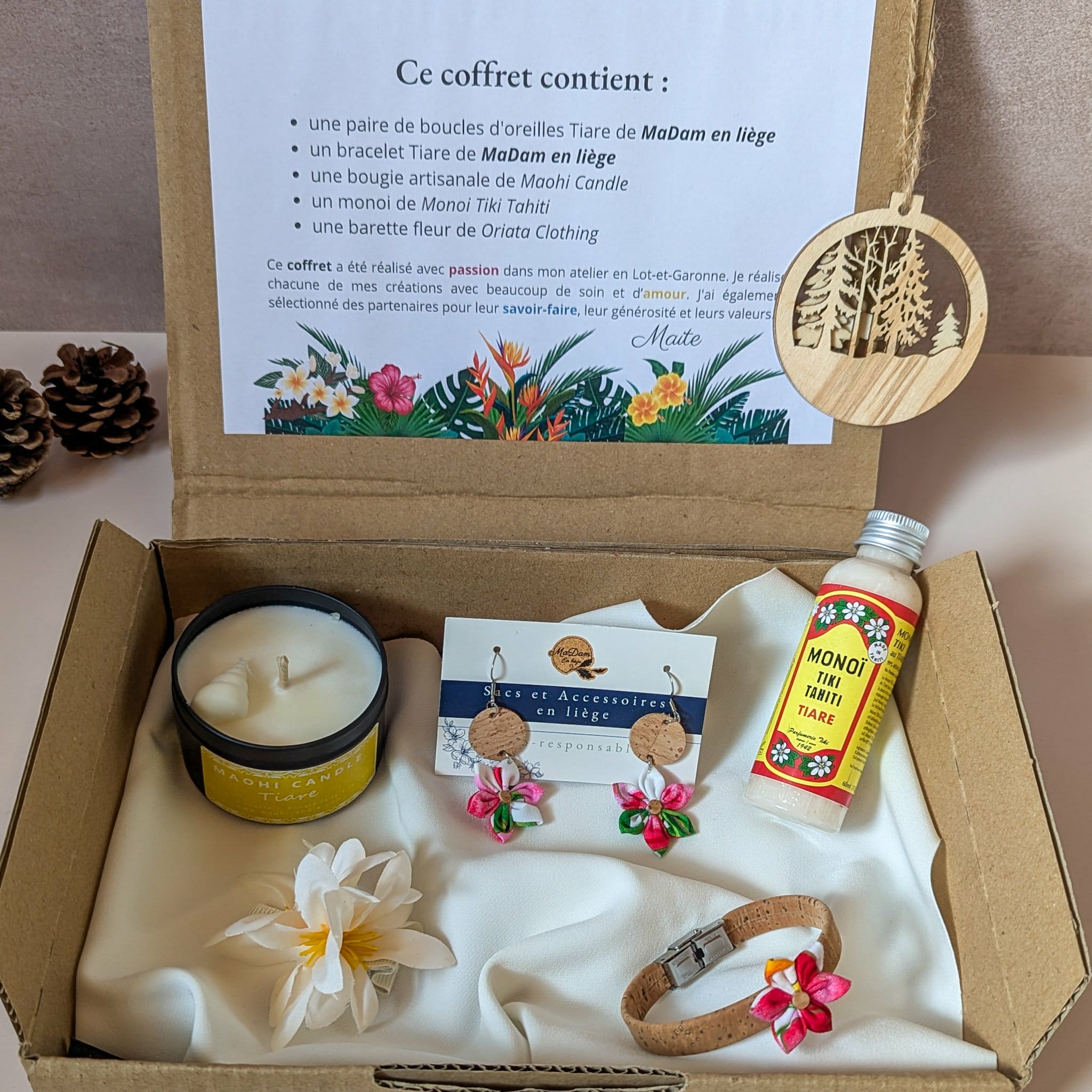 coffret cadeau artisanal tahiti hibiscus rose