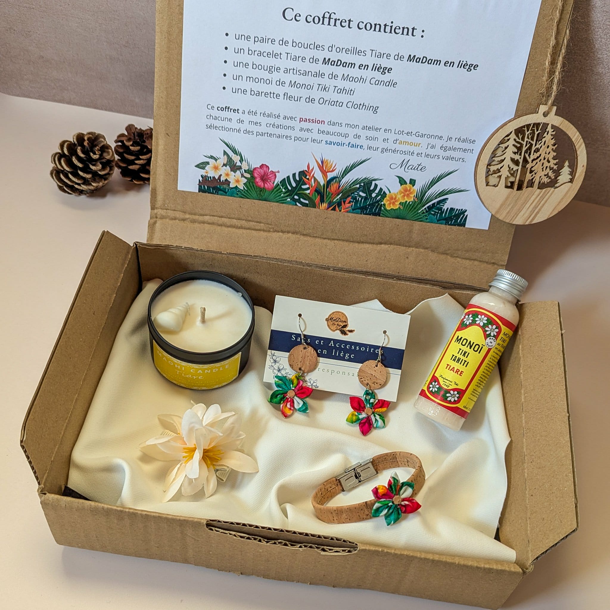 coffret cadeau artisanal tahiti rouge fleurs tropical