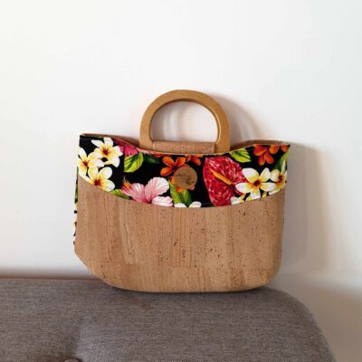Sac Taina avec anses en bois et bandoulière, liège et tissu noir fleurs tropicales