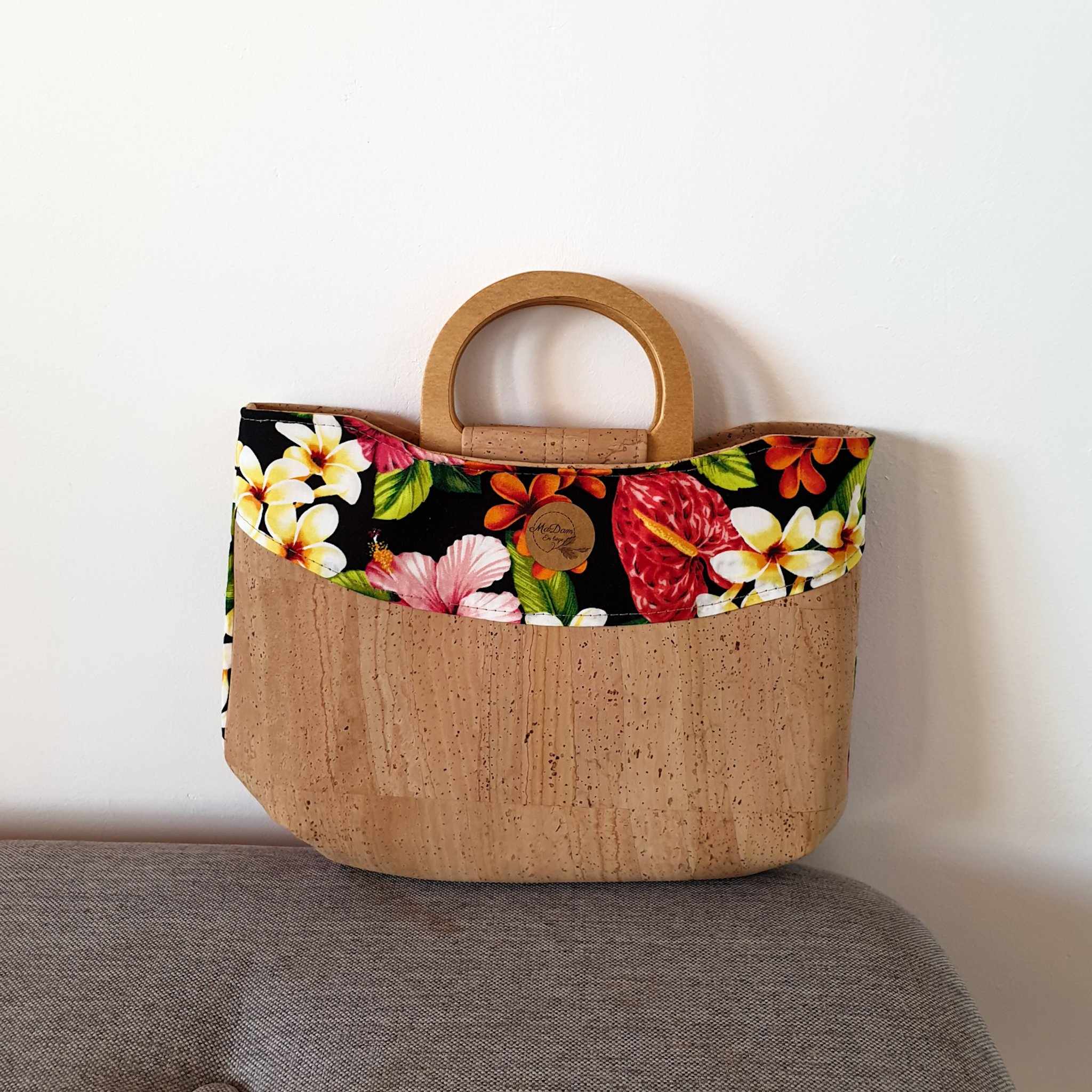 sac taina liège noir fleurs tropicales polynésie