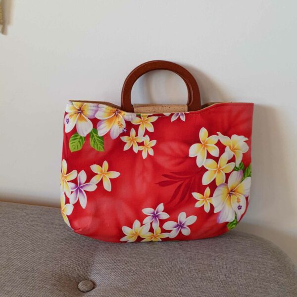 sac taina liège rouge tipanier frangipanier tahiti anse bois