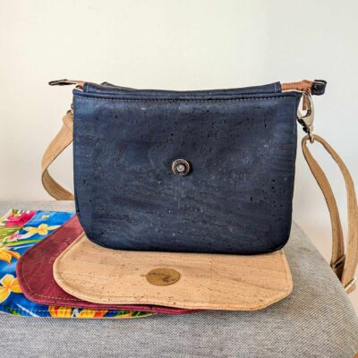 Sac bandoulière liège Bleu marine Luna avec rabat interchangeable