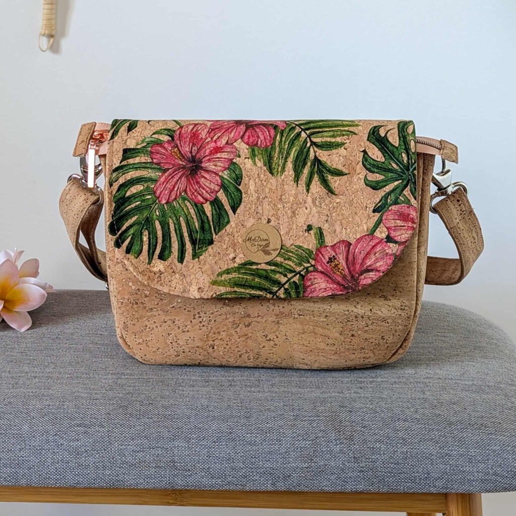 sac à main en liège hibiscus rose