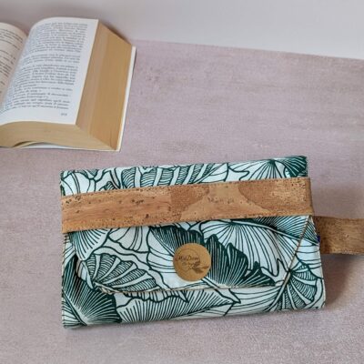 Pochette livre de poche : couvre livre artisanal en liège & tissus polynésiens